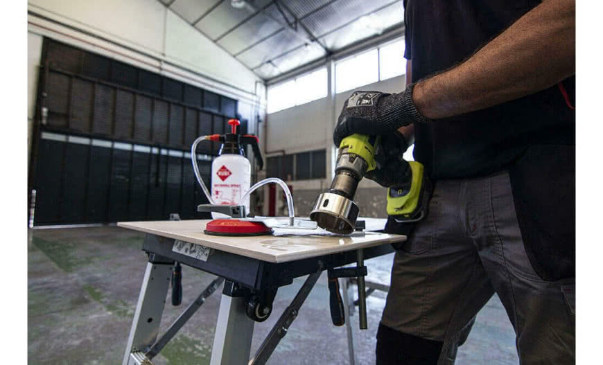 Przewodnik po otwornicach RUBI do gresu i innych materiałów